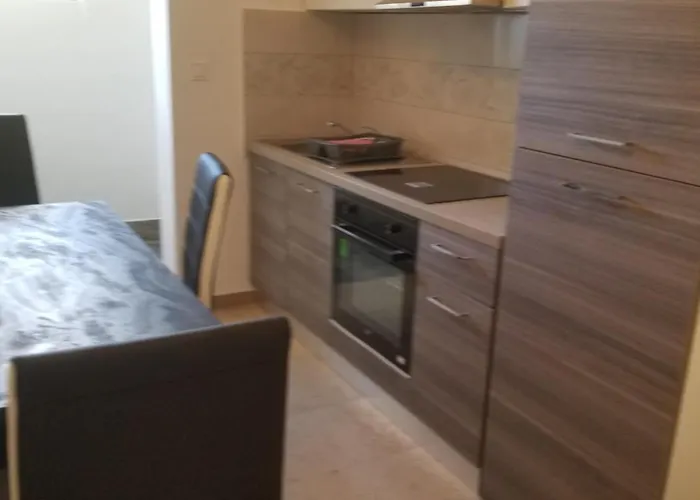 Marko 1 Bedroom Apartment-studio 4 民宿 *
