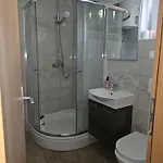 Marko 1 Bedroom Apartment-studio 4 * Póla